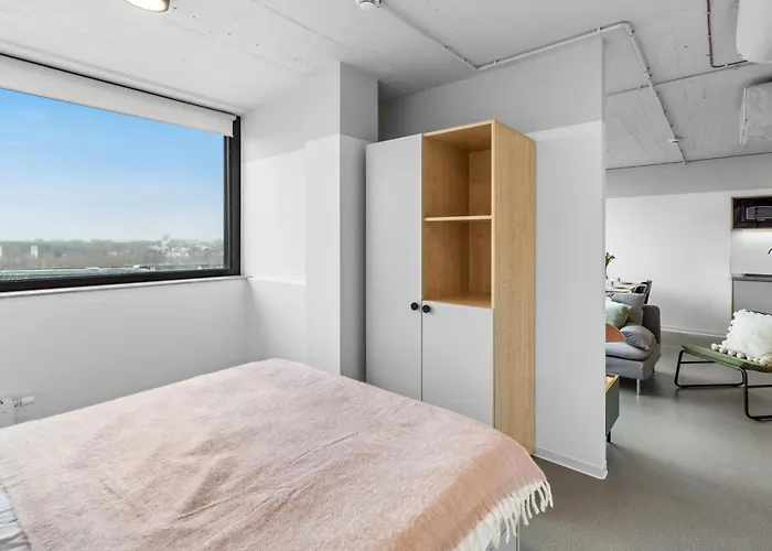 Zeitraum Solec Aparthotel 3*